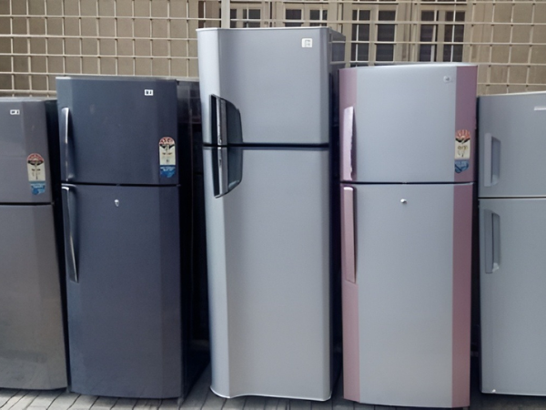 Thu mua tủ lạnh cũ Dĩ An